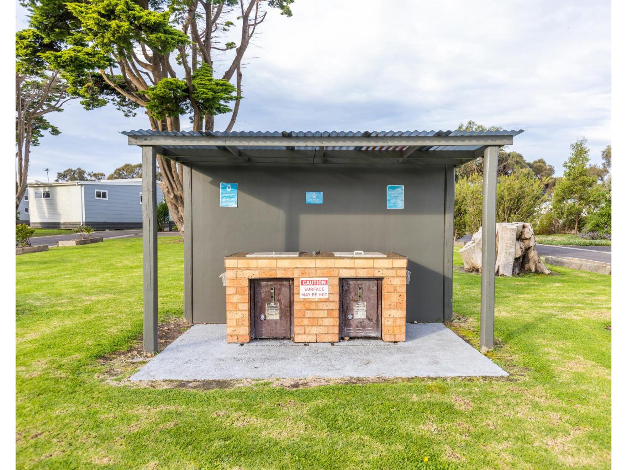 Nrma Portland Bay Holiday Park Hotel Exterior photo